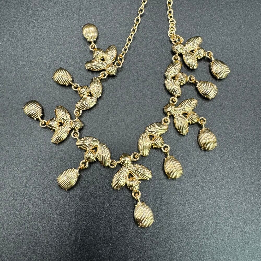New Paparazzi Vintage Royale Gold Rhinestones Teardrop Necklace Earring Set - Picture 8 of 8